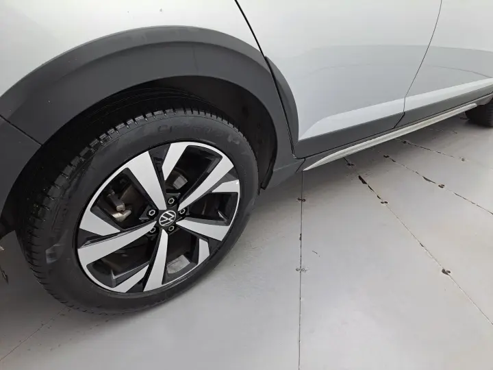 NIVUS 1.0 200 TSI TOTAL FLEX HIGHLINE AUTOMÁTICO