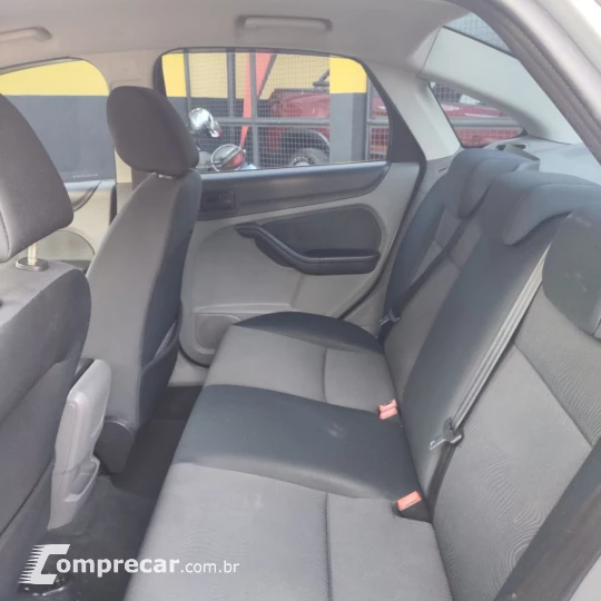 Focus Sedan 2.0 16V/2.0 16V Flex 4p