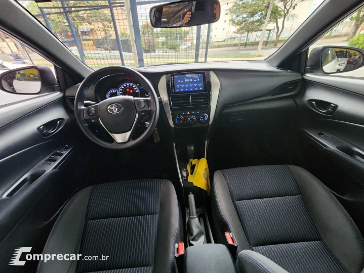 YARIS 1.3 16V XL Live