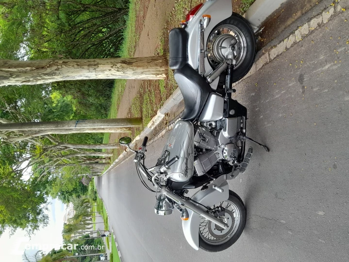 Shadow 750