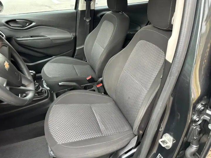 ONIX HATCH LT 1.0 8V FlexPower 5p Mec.