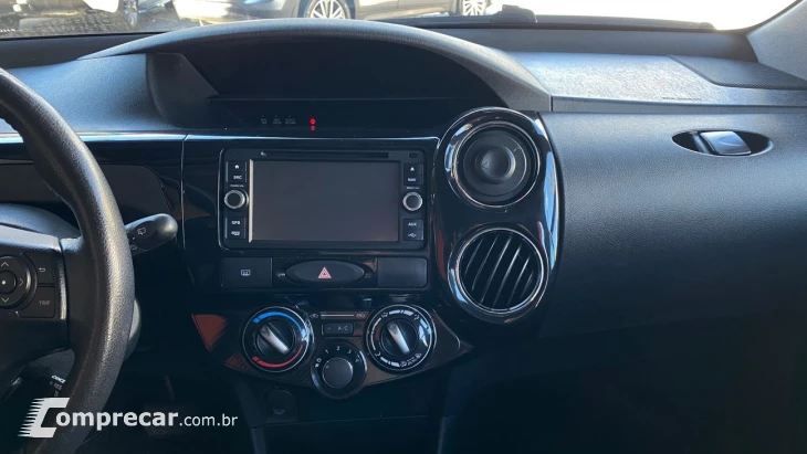 TOYOTA ETIOS 1.5 XLS 16V