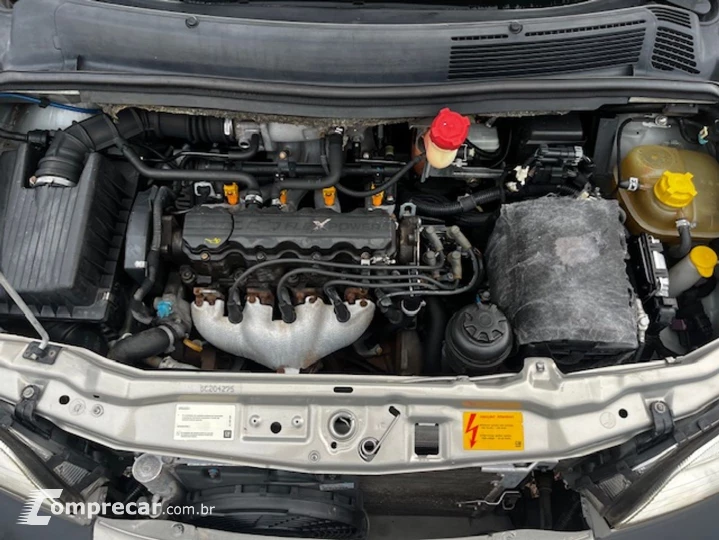 Zafira 2.0 Mpfi Elegance 16V Gasolina 4P Manual