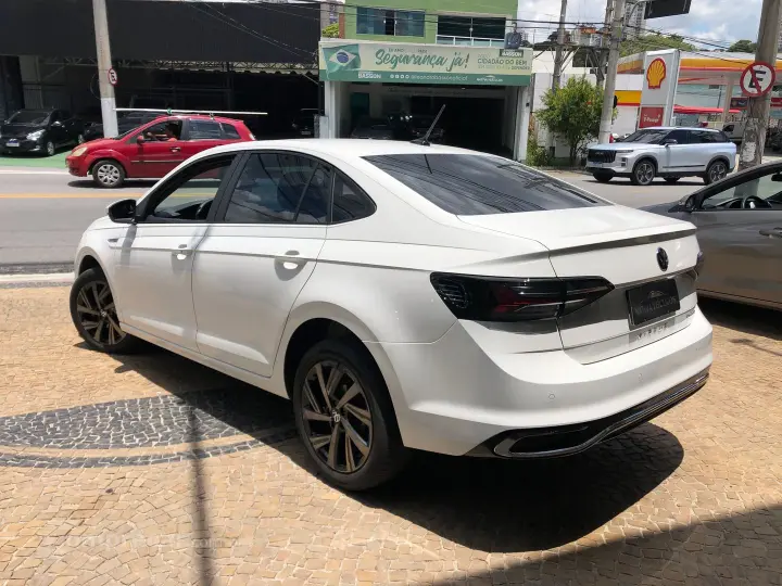 Virtus 1.0 200 Tsi Highline Automático
