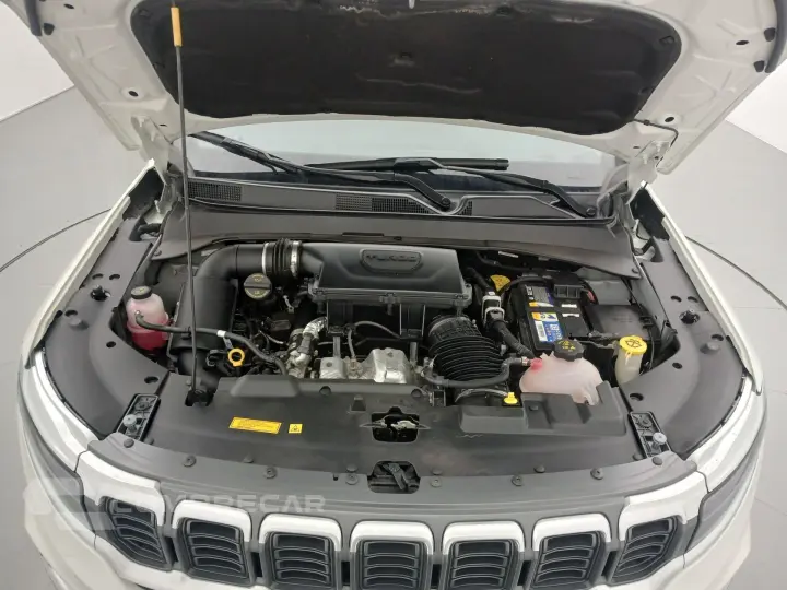 COMMANDER 2.0 HURRICANE 4 TURBO GASOLINA OVERLAND AT9