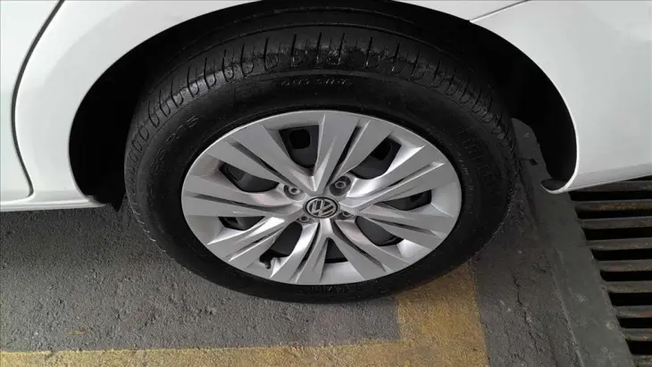 VOYAGE 1.0 12V MPI TOTALFLEX 4P MANUAL