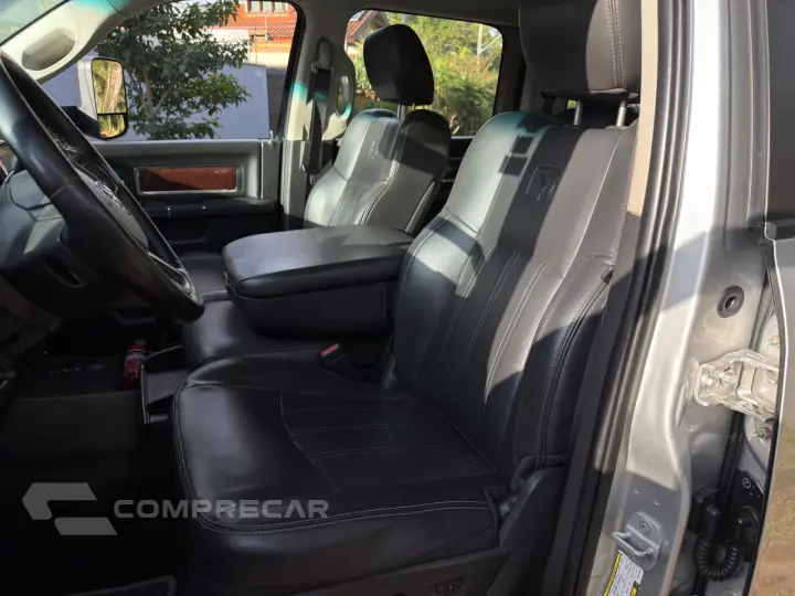 RAM 6.7 2500 Laramie 4X4 CD I6 Turbo