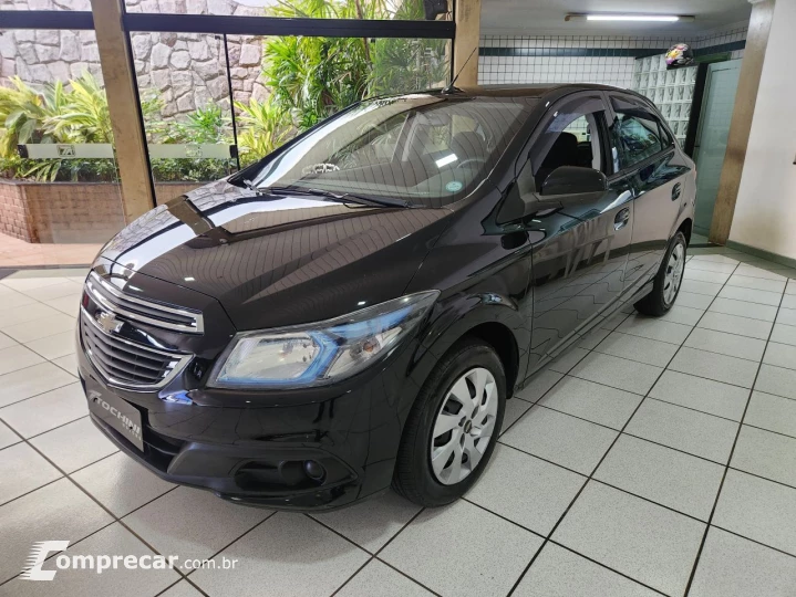 Onix Hatch 1.4 4P FLEX LT