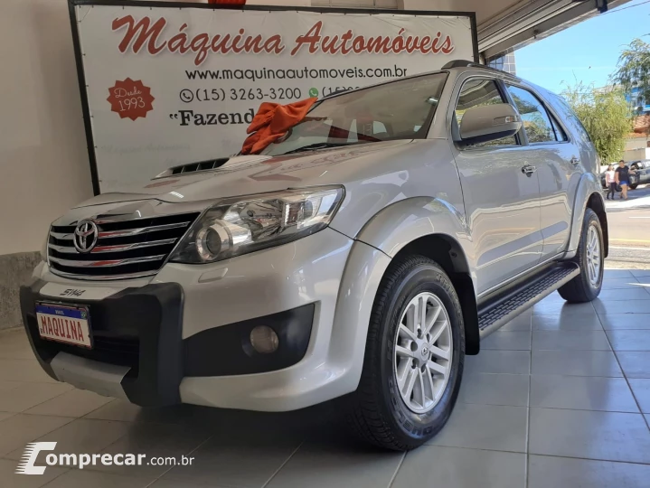 HILUX SW4 3.0 SRV 4X4 7 Lugares 16V Turbo Intercooler