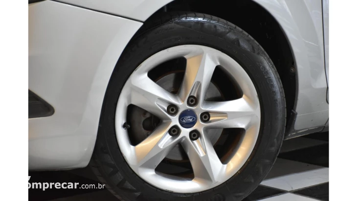 FOCUS HATCH - 1.6 GLX 16V 4P MANUAL
