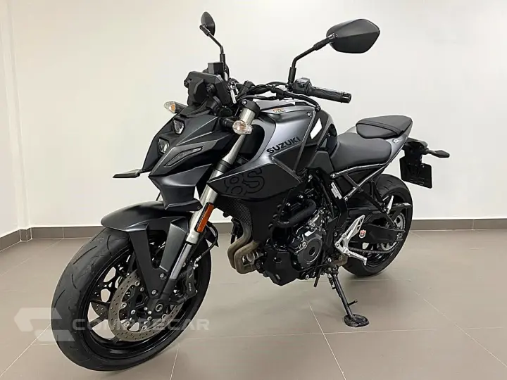 SUZUKI GSX-8S