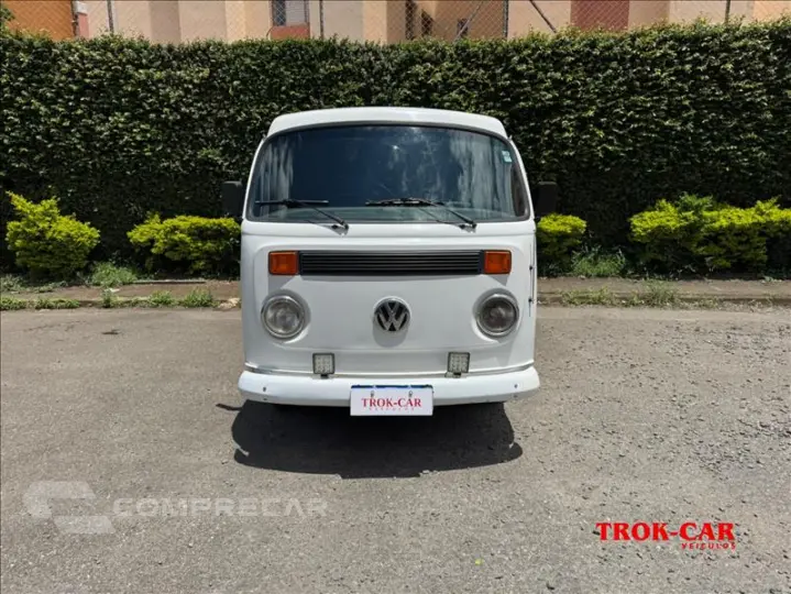 KOMBI 1.6 MI STD Lotação 8V