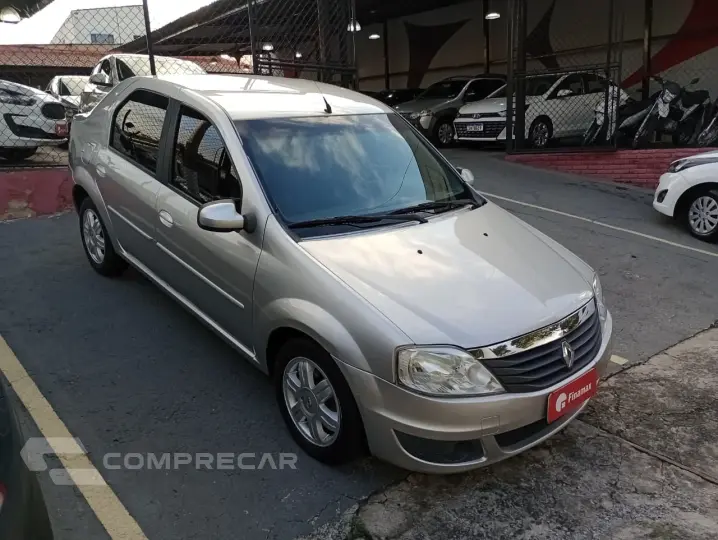 LOGAN 1.0 Expression 16V AUT.