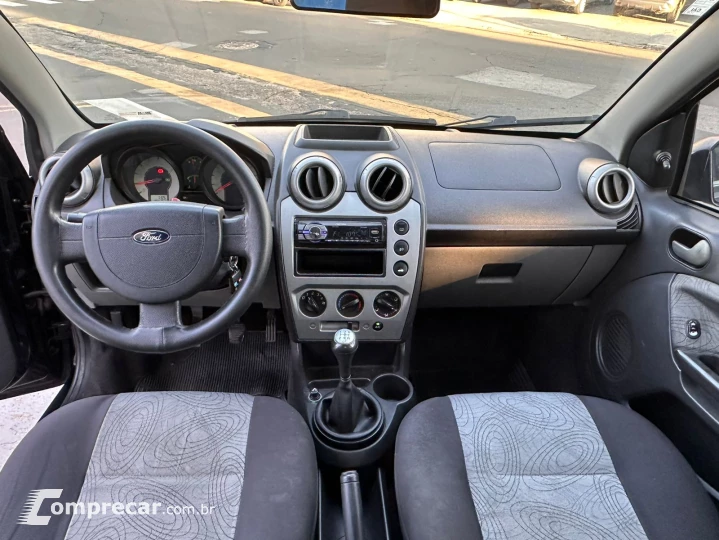 FIESTA 1.6 MPI Sedan 8V