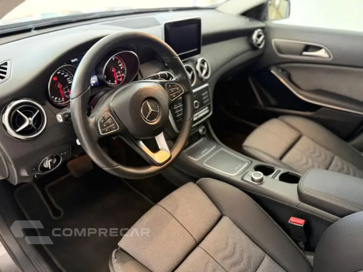 GLA 200 Style 1.6 TB 16V/Flex Aut.
