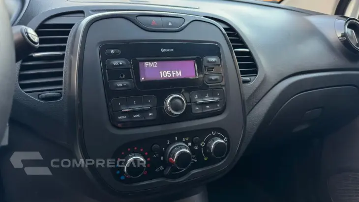 CAPTUR Life 1.6 16V Flex 5p Aut.
