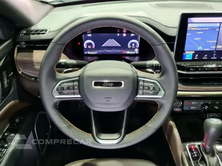 COMMANDER OVERLAND T270 1.3 TB FLEX AUT