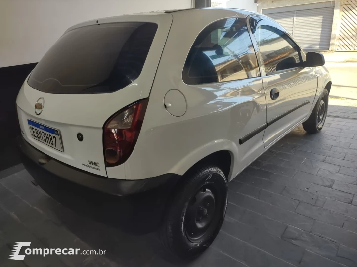CELTA 1.0 MPFI Life 8V