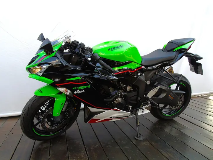 KAWASAKI NINJA ZX-6R KRT