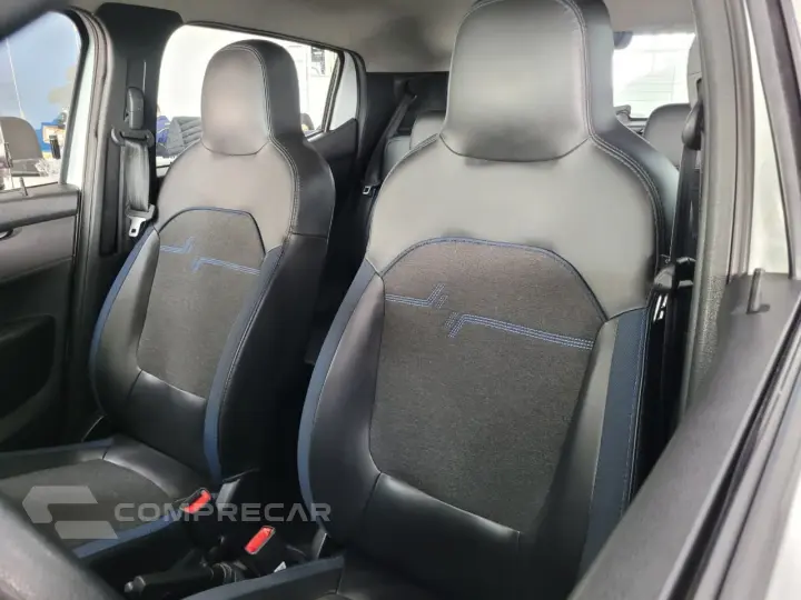 Kwid KWID Intense 1.0 Flex 12V 5p Mec.