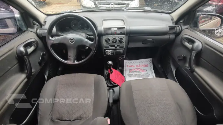 CLASSIC 1.0 MPFI Sedan 8V