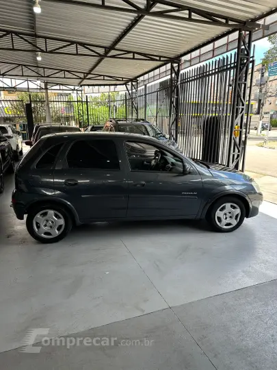 CORSA 1.8 MPFI Premium 8V