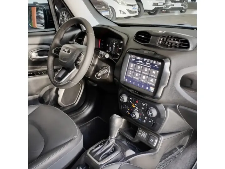 RENEGADE 1.3 T270 TURBO FLEX LONGITUDE AT6