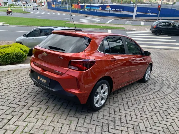 ONIX HATCH PREM. 1.0 12V TB Flex 5p Aut.