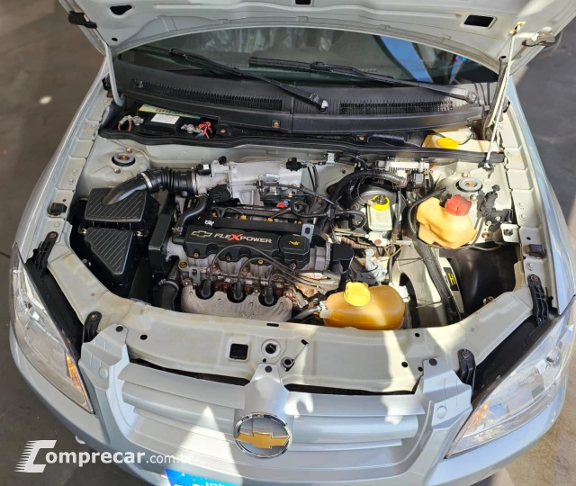 CELTA 1.0 MPFI Life 8V