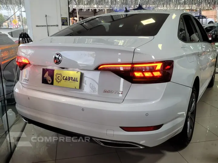 JETTA R-Line 250 TSI 1.4 Flex 16V Aut.
