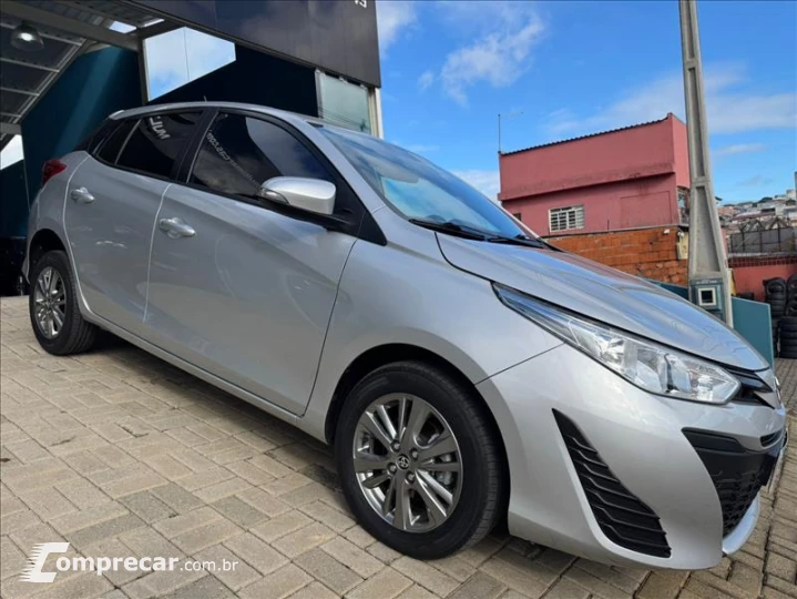 YARIS 1.5 16V Sedan XL Plus Connect