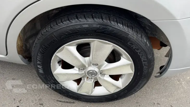 LIVINA 1.6 S 16V