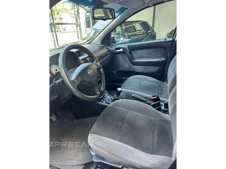 ASTRA 2.0 MPFI ELEGANCE SEDAN 8V FLEX 4P MANUAL