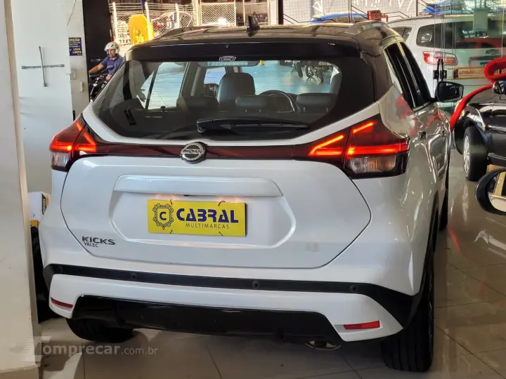 KICKS Exclusive 1.6 16V Flex Aut.