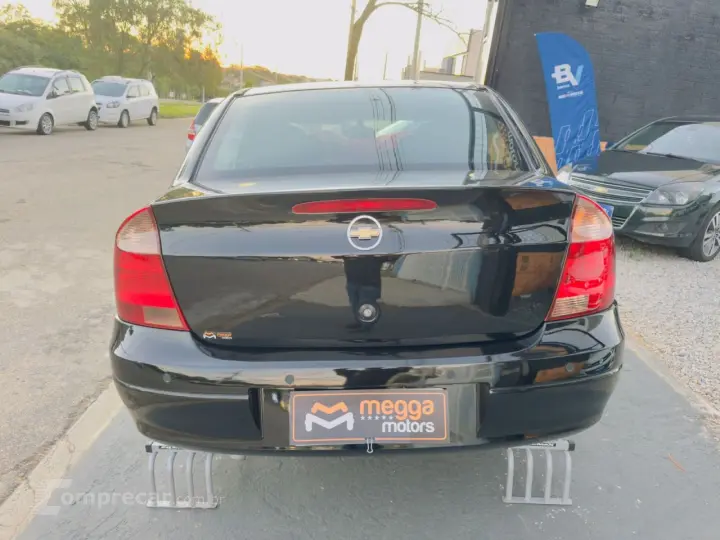 Corsa Sedan 1.4 4P MAXX FLEX