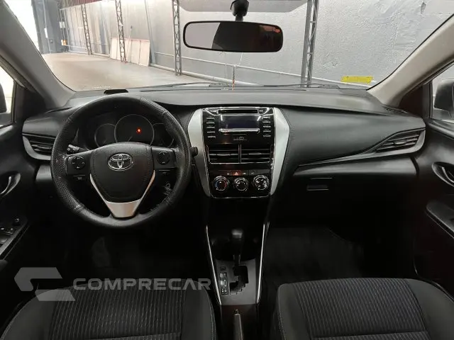 YARIS SEDAN - 1.5 16V SEDAN XL LIVE MULTIDRIVE