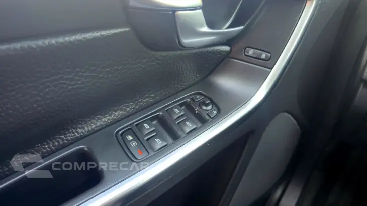 XC 60 2.0 T5  5p