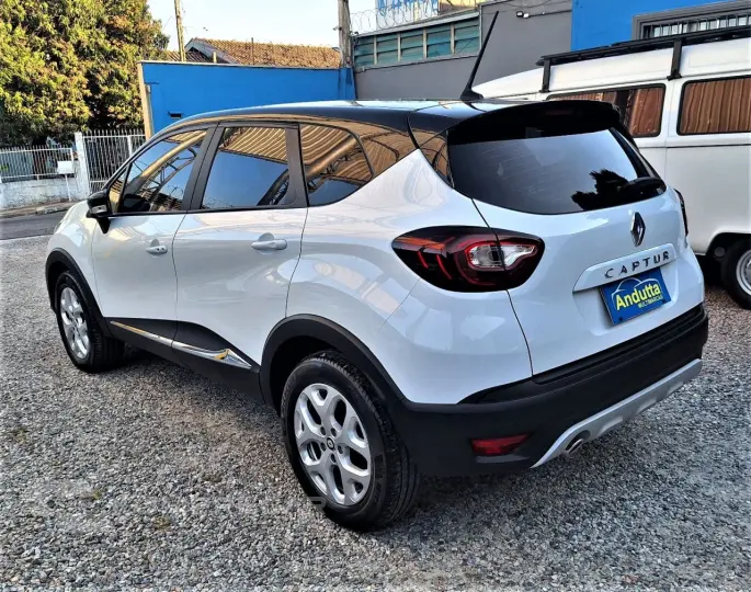 Captur 1.6 16V 4P FLEX SCE LIFE X-TRONIC CVT