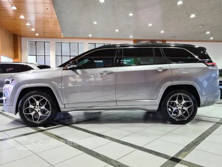 COMMANDER OVERLAND T270 1.3 TB FLEX AUT