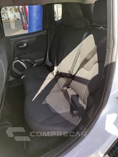 Renegade Sport 1.8 4x2 Flex 16V Aut.