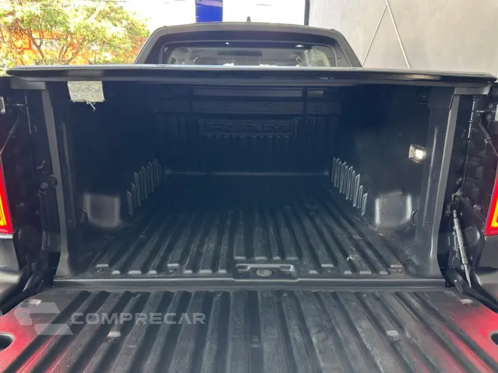 RAMPAGE LARAMIE 2.2 TB CD 4X4 Die. Aut.
