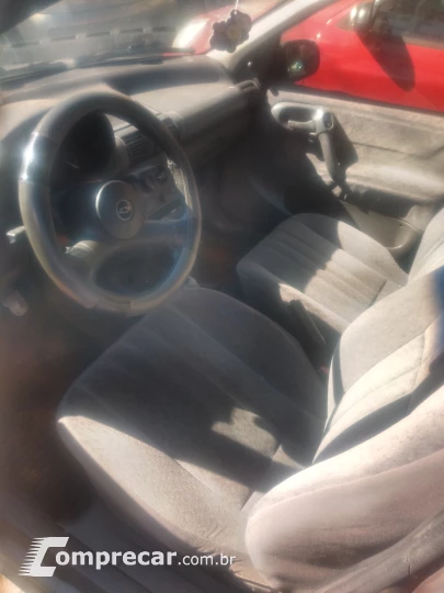 CORSA 1.6 MPFI Classic Sedan 8V