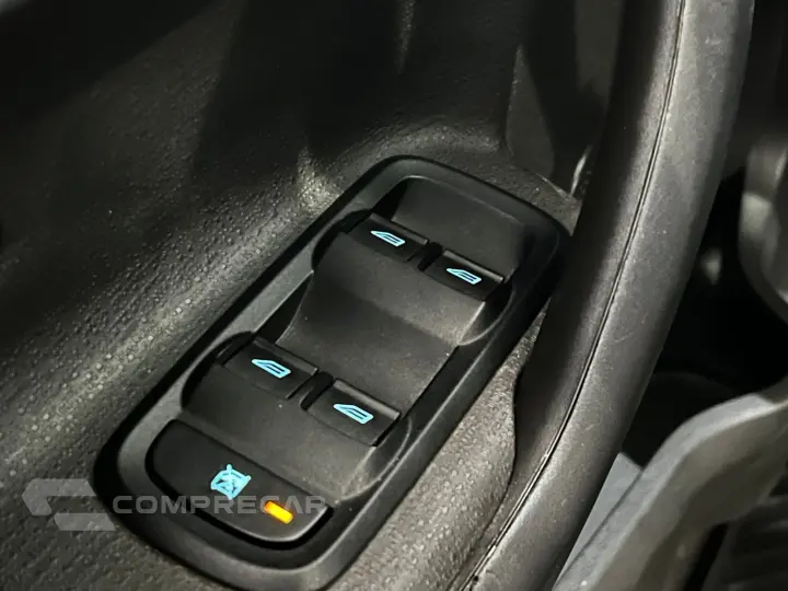 FIESTA 1.6 SE SEDAN 16V FLEX 4P POWERSHIFT