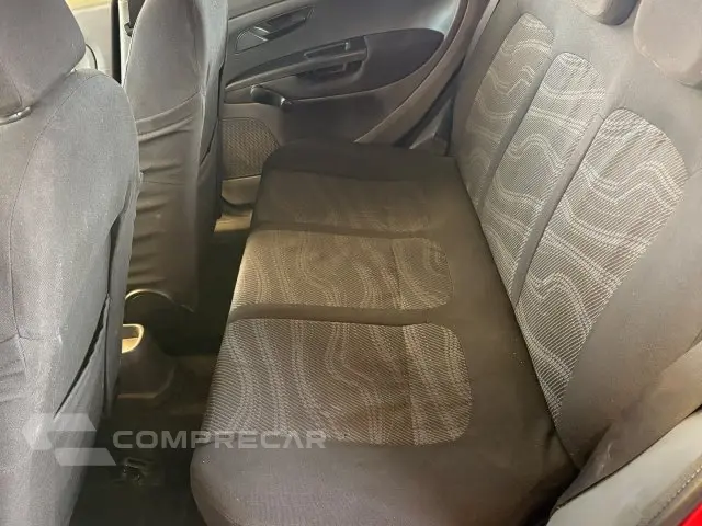 PUNTO - 1.4 8V 4P MANUAL