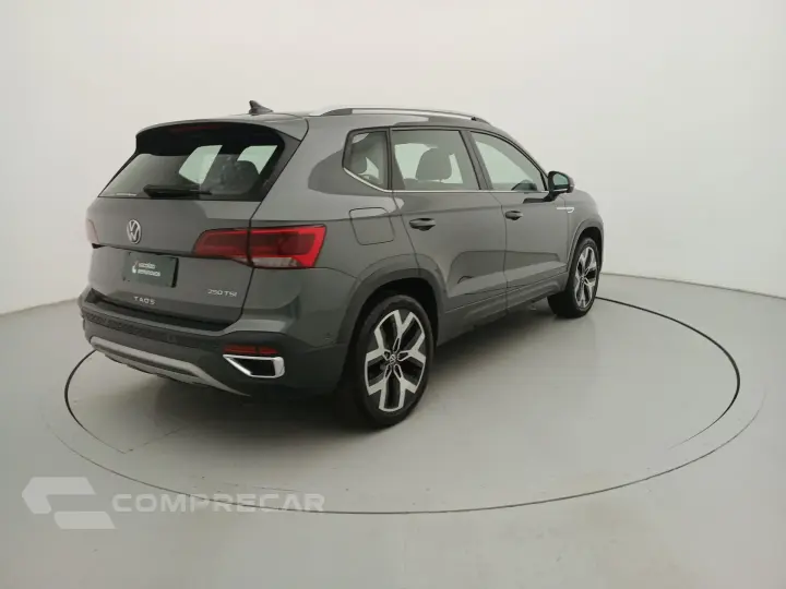 TAOS 1.4 250 TSI TOTAL FLEX HIGHLINE AUTOMÁTICO