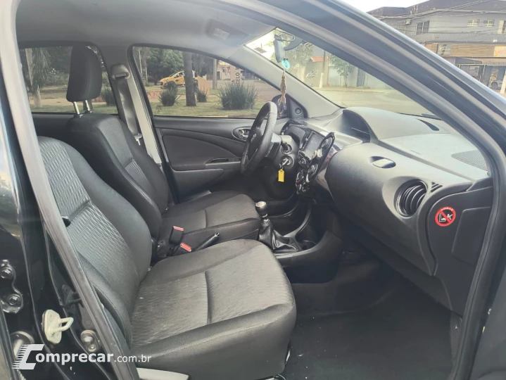 ETIOS 1.5 X Plus Sedan 16V