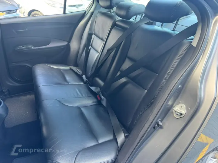 CITY 1.5 LX Sedan 16V