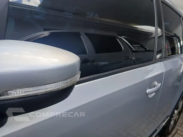 CROSS UP - 1.0 TSI 12V 4P MANUAL