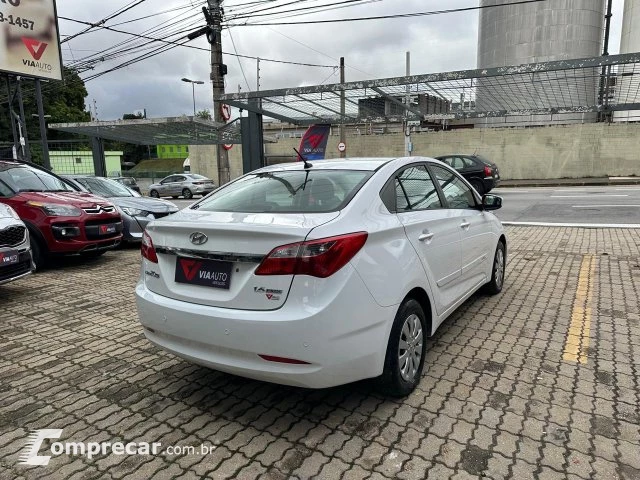 HB20S - 1.6 COMFORT PLUS 16V 4P MANUAL