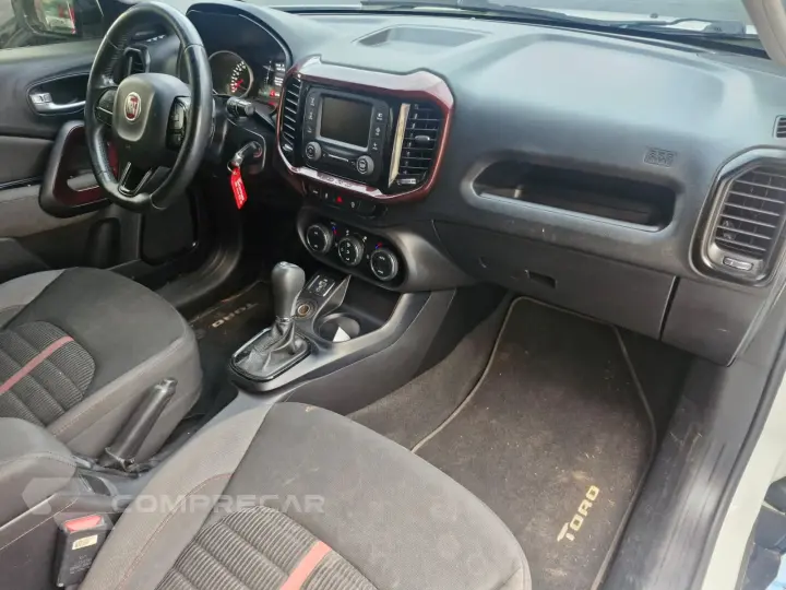 TORO 1.8 16V EVO FLEX FREEDOM AT6